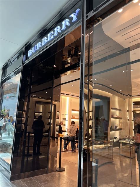 burberry scottsdale|Find Burberry Stores in Scottsdale, AZ .